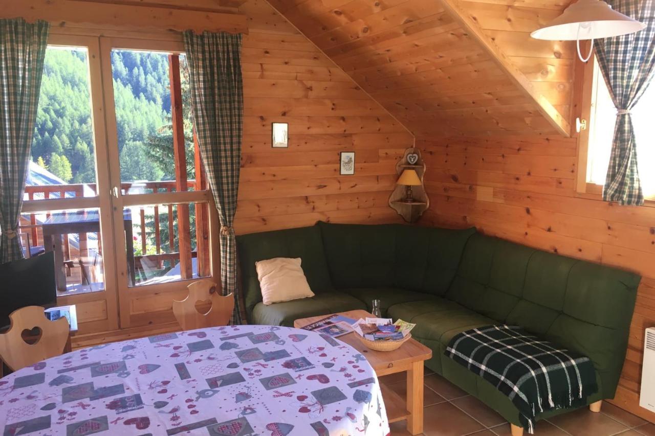 Le Cubet Hameau Des Chazals Nevache Hautes Alpes Exterior foto